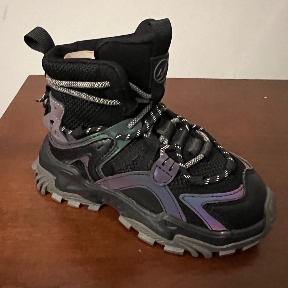 Toddler Boots, Size: 9c, Color: Black & Gray